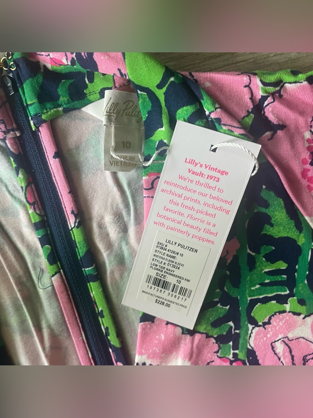 Size 10 NWT Lilly Pulitzer Wisteria V-Neck Maxi Dress in Low Tide Navy Florrie - Picture 4 of 10